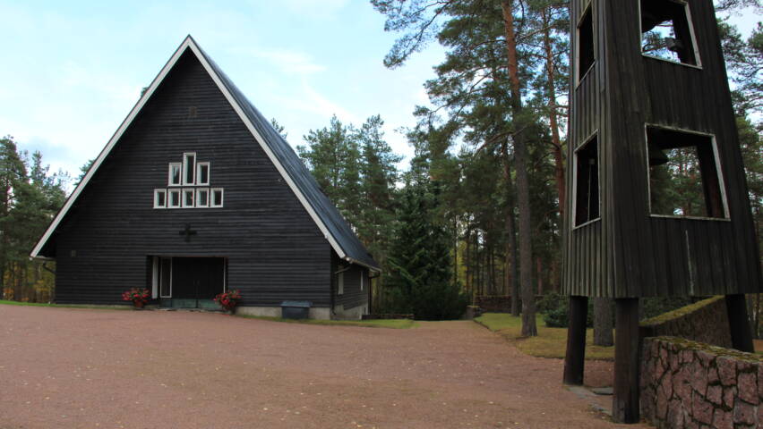 Metsäkulman kappeli ulkoa päin.